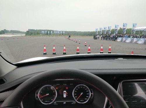 国产suv翻车视频大全,惊心动魄！国产SUV翻车瞬间大盘点